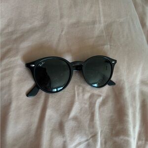 Ray-Ban Classic Black Sunglasses